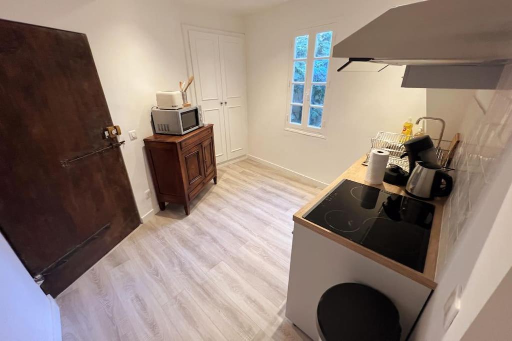 Apartmán Le Figuier - Clim - Wifi Villeneuve-lès-Avignon Exteriér fotografie